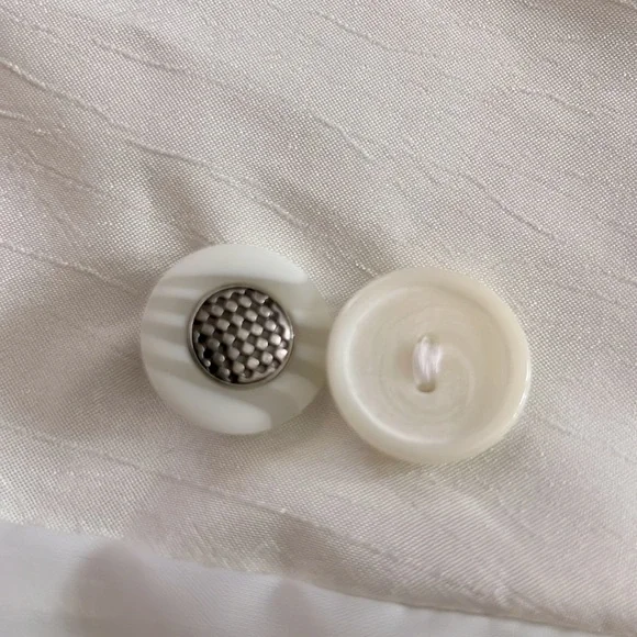 Vintage British Mist Pearlized Ivory Trench Rain Coat With Shell Buttons 6P - Picture 8 of 10